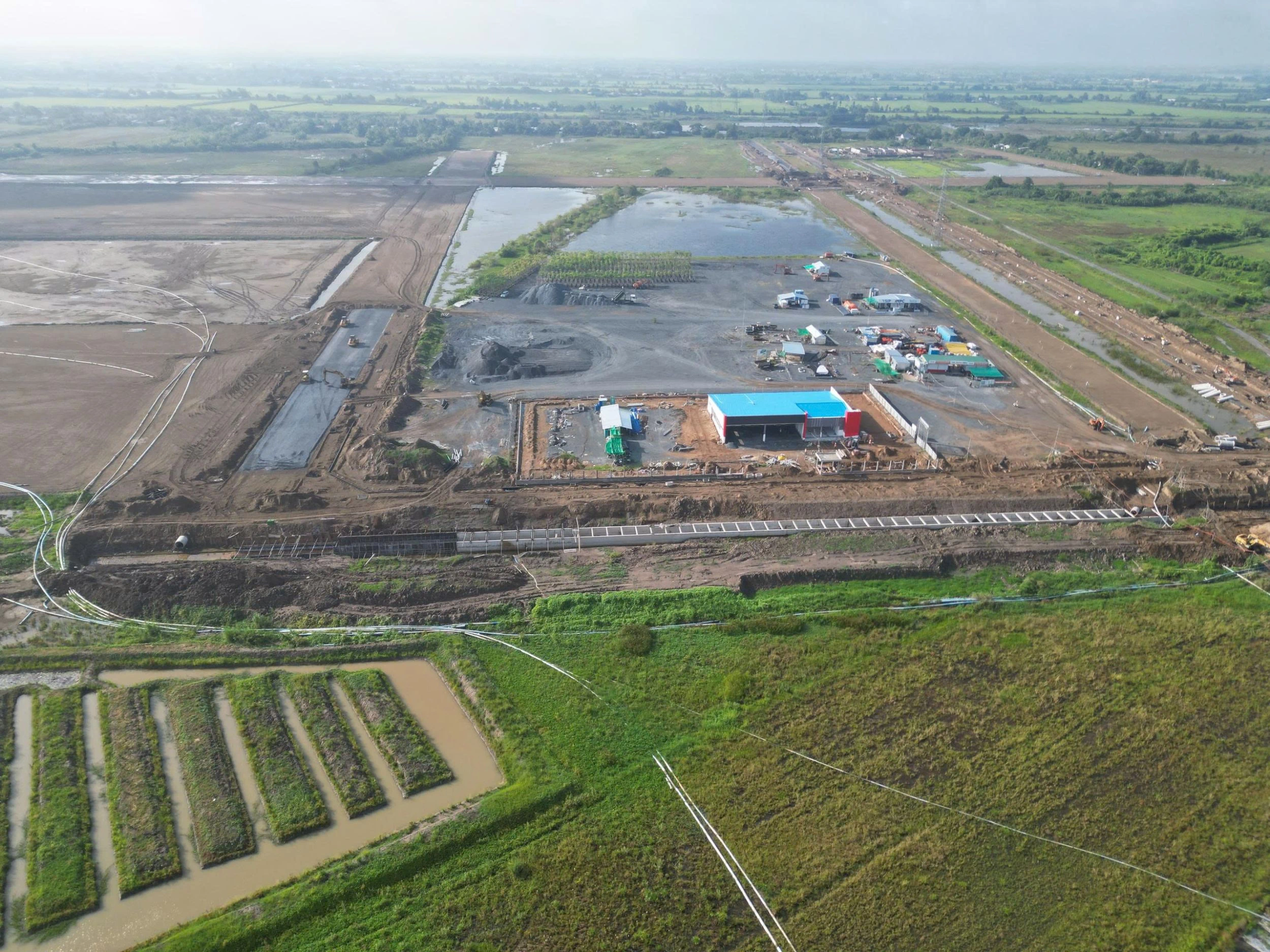 Sớm hỗ trợ nhà đầu tư khu công nghiệp VSIP Cần Thơ thí điểm sử dụng cát biển làm vật liệu san lấp