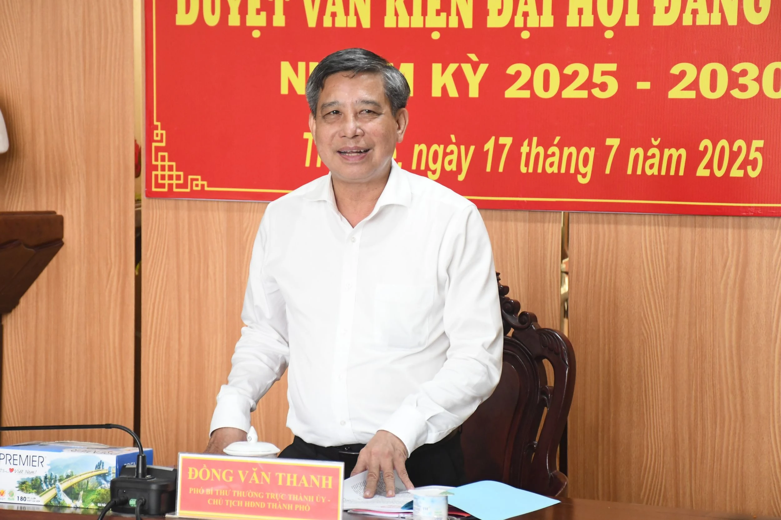 Lãnh đạo thành phố góp ý dự thảo văn kiện đại hội đảng bộ các xã, phường