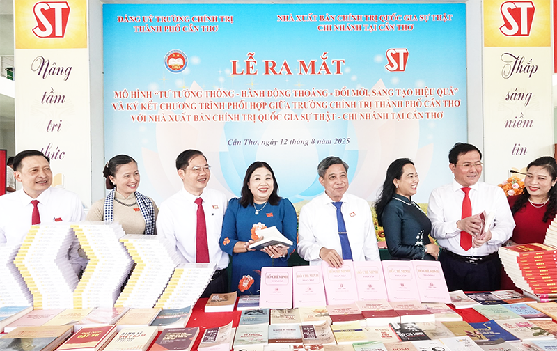 Xây dựng Trường Chính trị TP Cần Thơ trở thành trung tâm đào tạo, bồi dưỡng cán bộ, nghiên cứu khoa học chất lượng cao vùng ĐBSCL