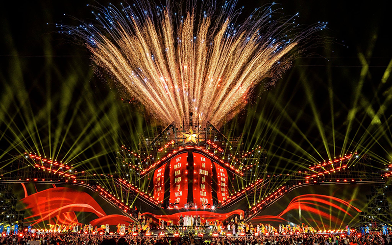 Nghĩ từ những “Concert quốc gia”...