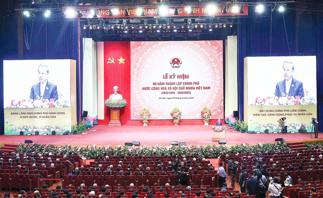 ចាត់តាំងយ៉ាងឱឡារិកពិធីអបអរសាទរខួប ៨០ ឆ្នាំនៃការបង្កើតរដ្ឋាភិបាលសាធារណរដ្ឋសង្គមនិយមវៀតណាម