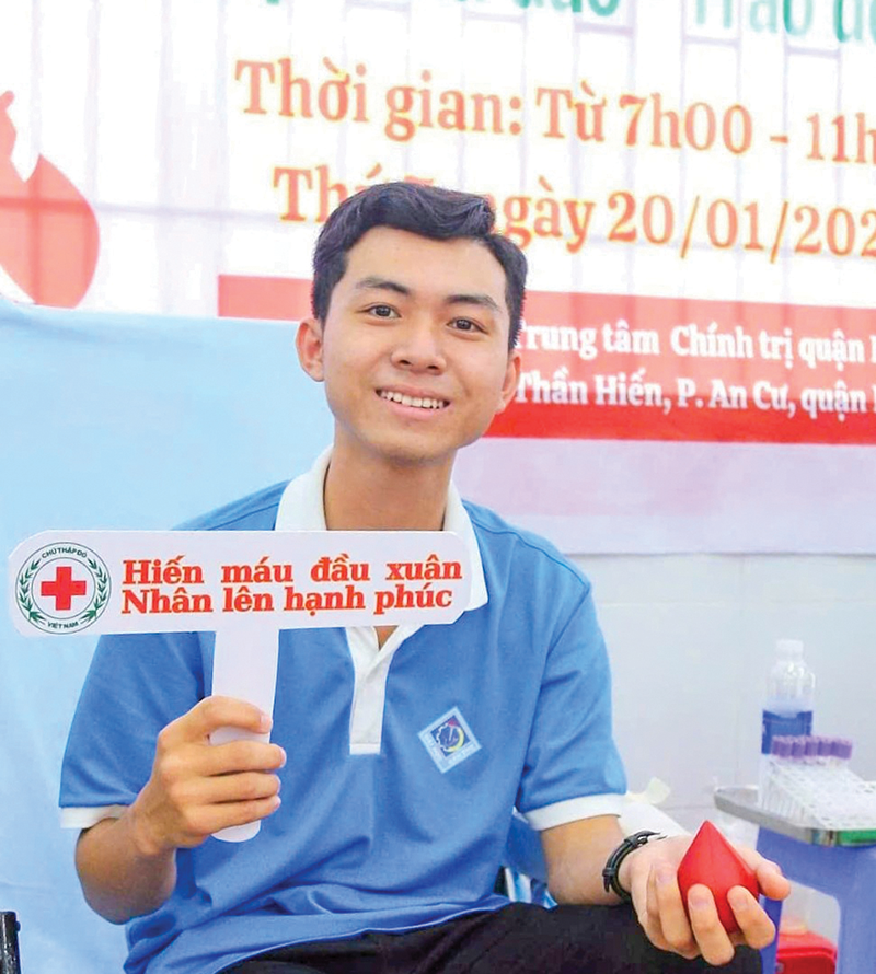 Cán bộ đoàn, hội gương mẫu, năng động