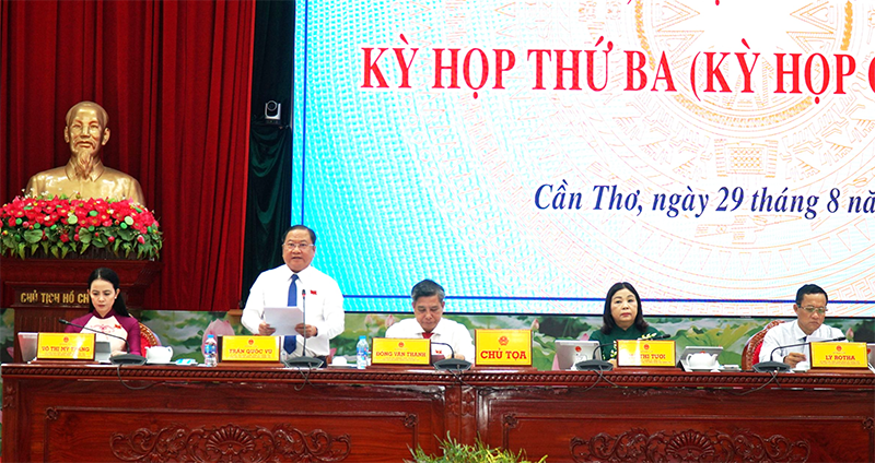 HĐND thành phố thông qua nghị quyết hỗ trợ cán bộ, công chức, viên chức, người lao động tỉnh Sóc Trăng (cũ) và tỉnh Hậu Giang (cũ) đến làm việc tại TP Cần Thơ