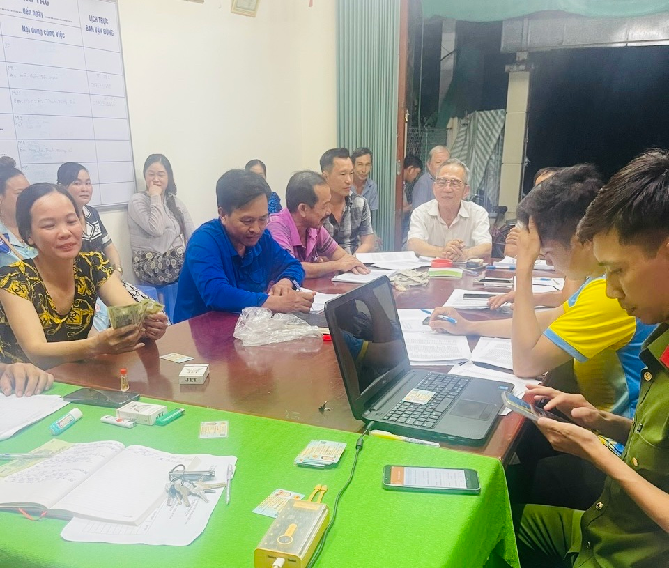 TP Cần Thơ: Gửi trao những món quà ý nghĩa, mang Tết Độc lập đến với mọi nhà, mọi người