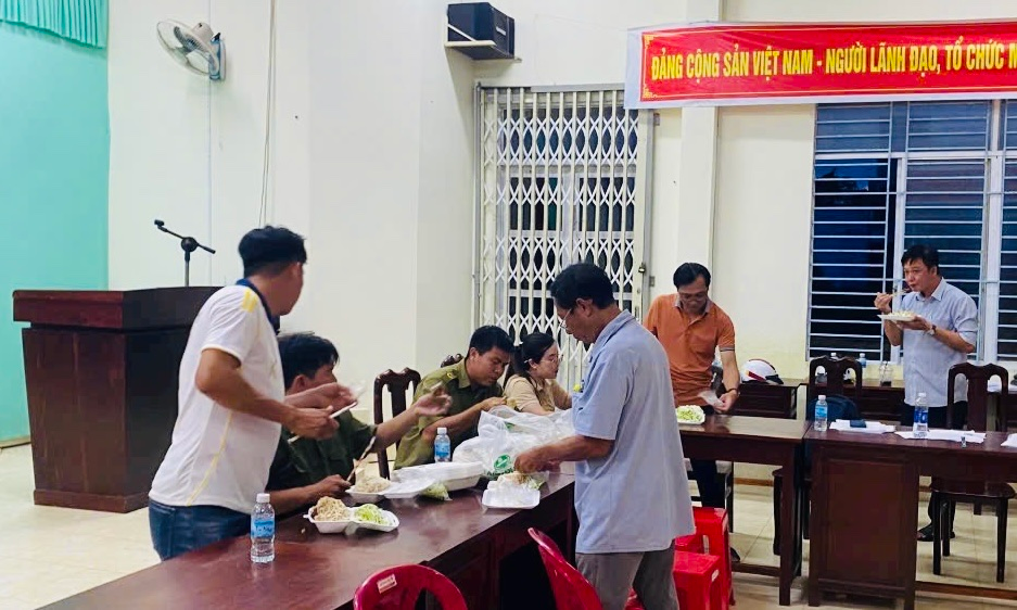 TP Cần Thơ: Gửi trao những món quà ý nghĩa, mang Tết Độc lập đến với mọi nhà, mọi người