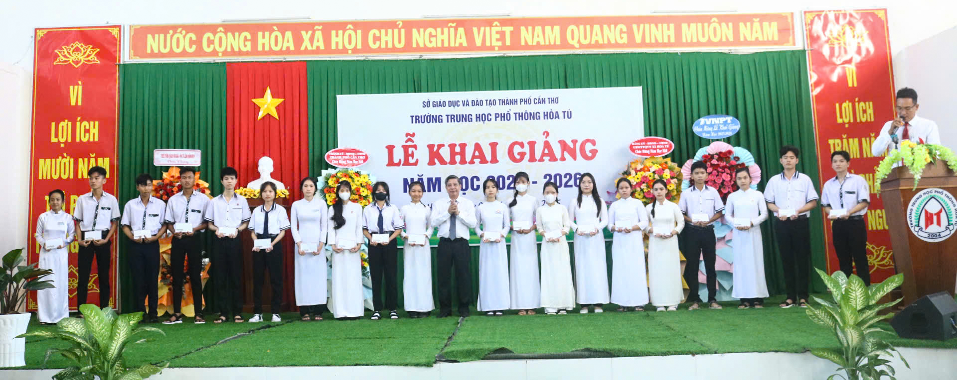 TP Cần Thơ tưng bừng khai giảng năm học mới 2025-2026