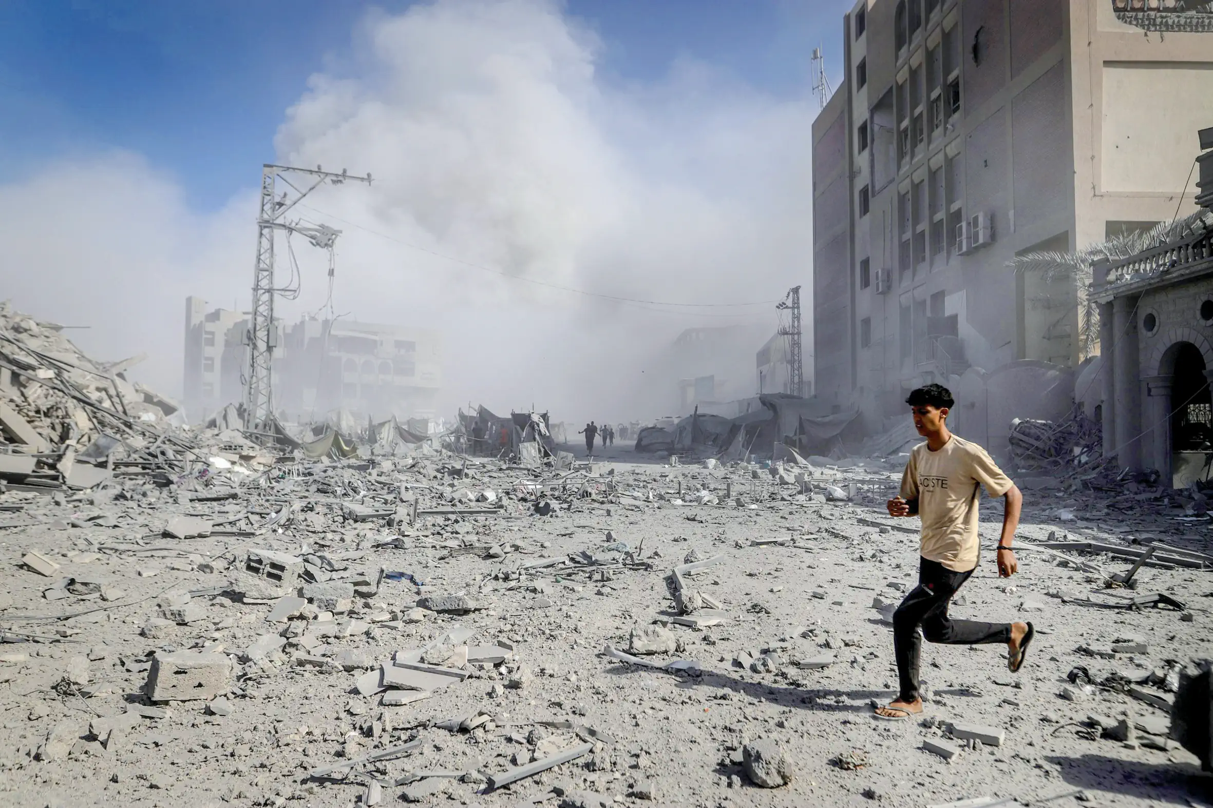 Israel dọa trút “cơn bão khủng khiếp” xuống Thành phố Gaza