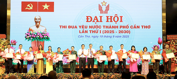TP Cần Thơ tuyên dương 68 cá nhân, tập thể điển hình thi đua yêu nước
