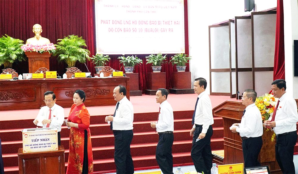 ប្តូរផ្តាច់ដោះស្រាយ "ចំណុចរាំងស្ទះ" អំពីស្ថាប័ន យន្តការគោលនយោបាយ និងបើករលូនប្រភពធនធាន ដើម្បីបង្កការវិវត្តន៍យ៉ាងខ្លាំងក្លា និងចីរភាពសម្រាប់ទីក្រុង