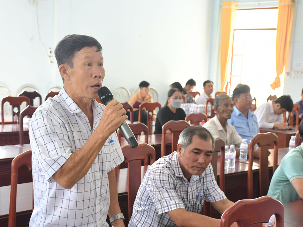 Cử tri xã Mỹ Hương kiến nghị các vấn đề liên quan đến đời sống dân sinh