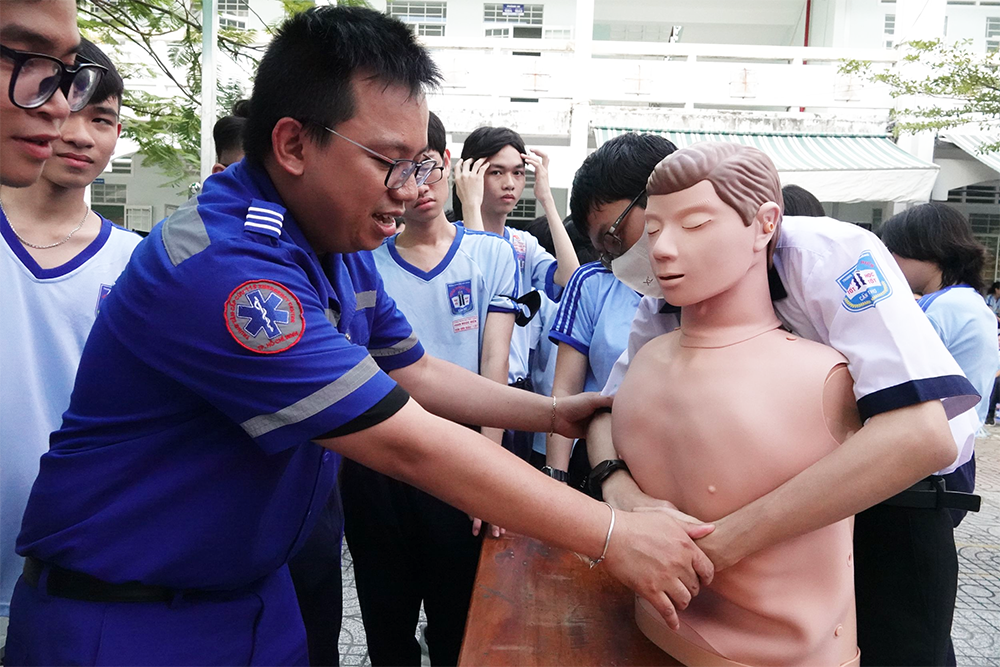 AidFirst và những kỹ năng thiết thực về xử trí cấp cứu trong cộng đồng