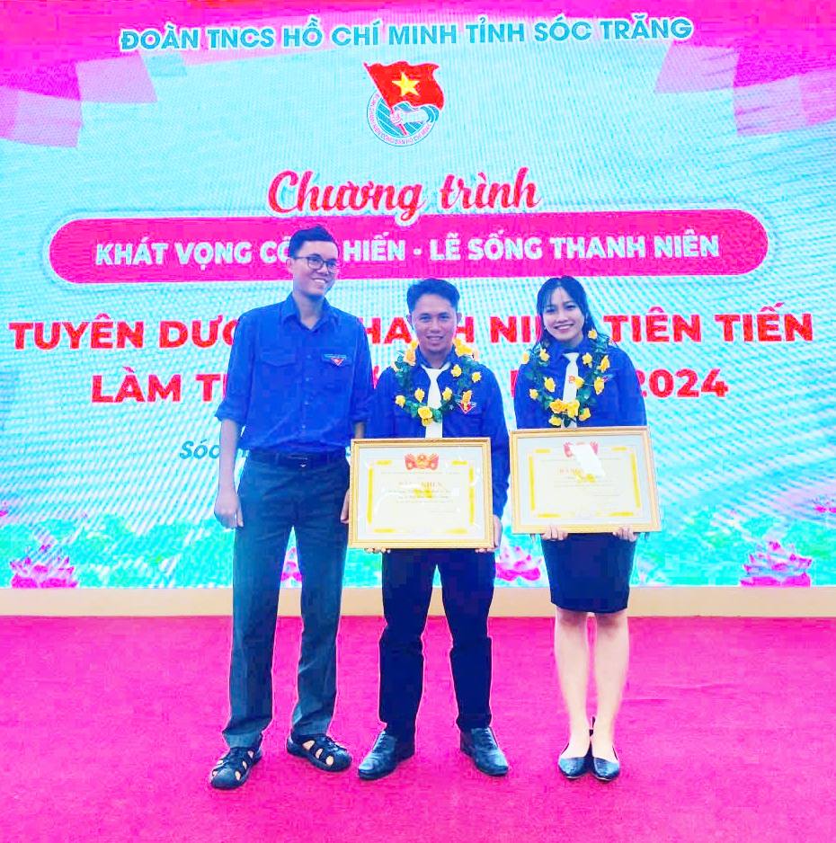 Nêu gương - “Chìa khóa vàng” xây dựng Đảng ở cơ sở