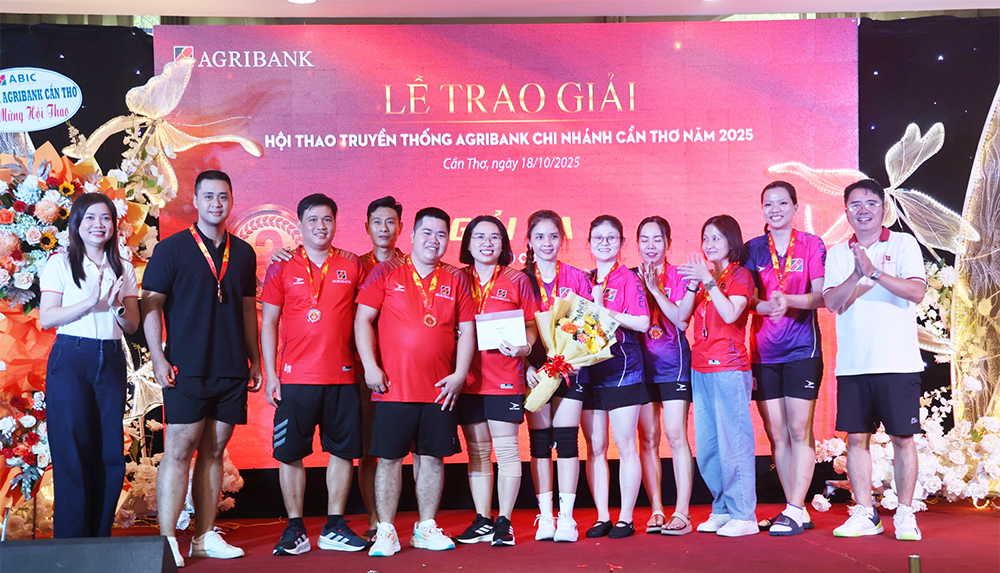 Hơn 200 vận động viên tham gia Hội thao truyền thống năm 2025 của Agribank Chi nhánh Cần Thơ