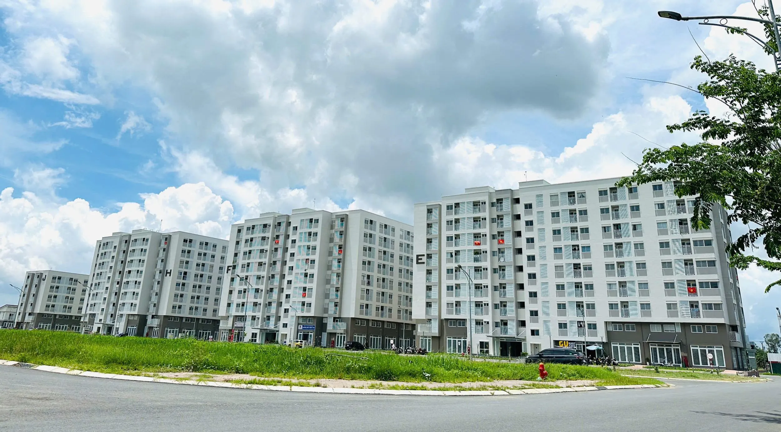Tăng tốc hoàn thành chỉ tiêu đầu tư nhà ở xã hội