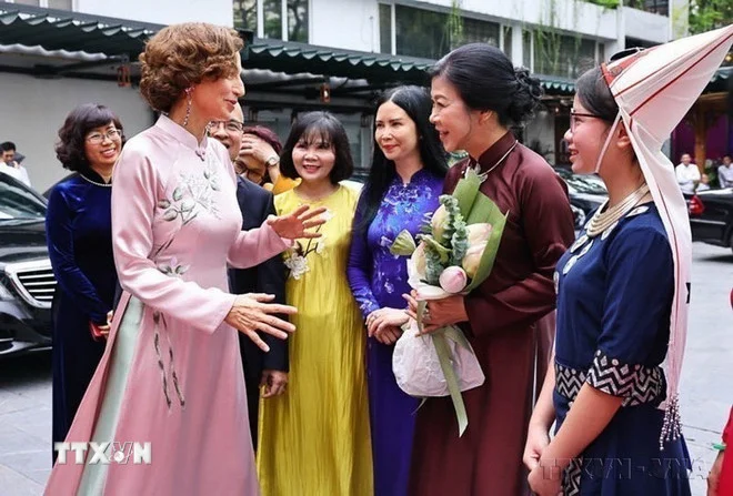 Phụ nữ Việt Nam: Từ truyền thống anh hùng đến khát vọng cống hiến