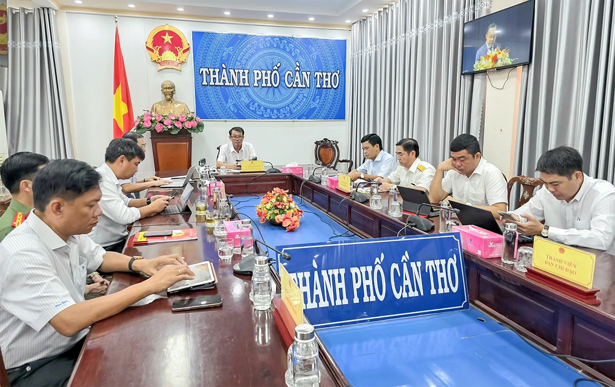 Đổi mới căn bản tư duy tiếp cận công cuộc chuyển đổi số, lấy hiệu quả và thực chất làm thước đo.