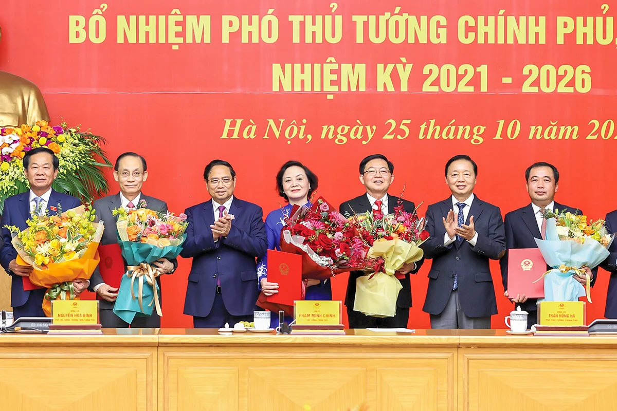 Quốc hội phê chuẩn bổ nhiệm 2 Phó Thủ tướng và 3 Bộ trưởng
