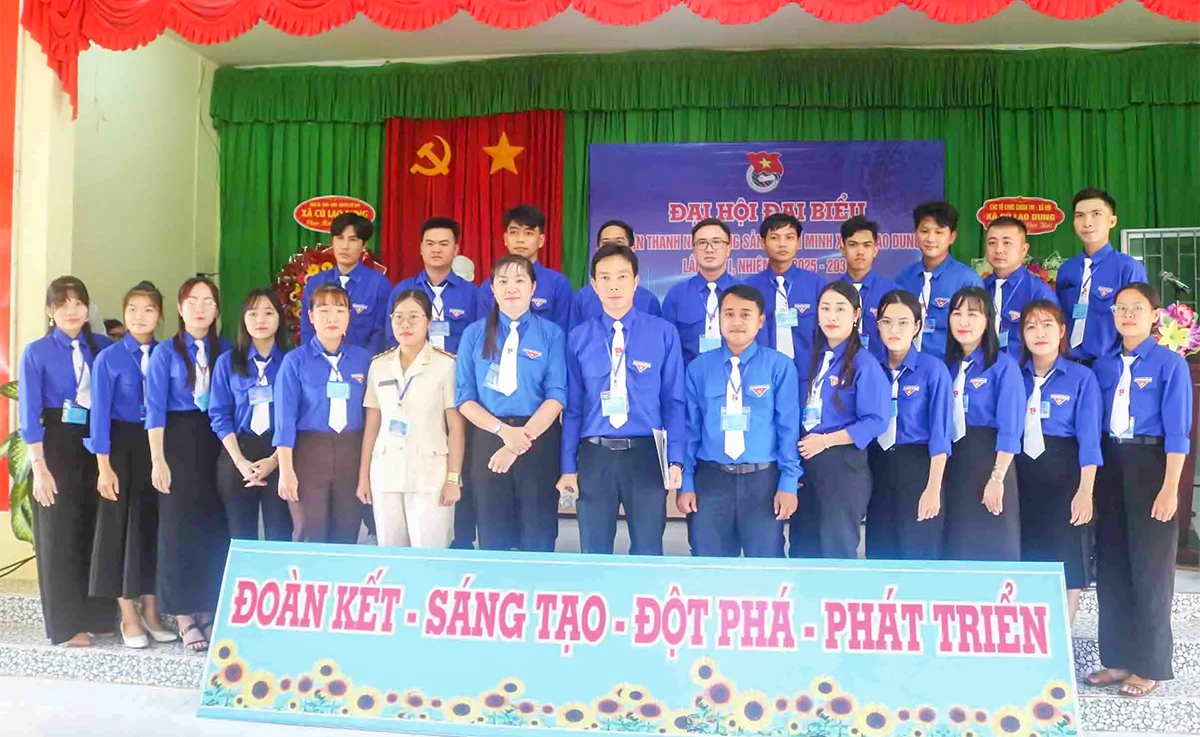 Tuổi trẻ xã Cù Lao Dung và Phú Lộc phát huy vai trò đoàn kết, tiên phong, sáng tạo