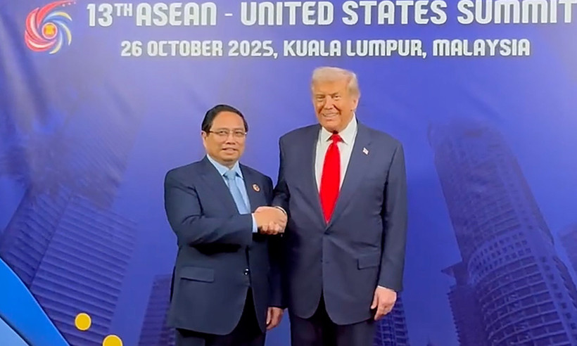 Vietnamese PM meets US President on 13th ASEAN–US Summit sidelines