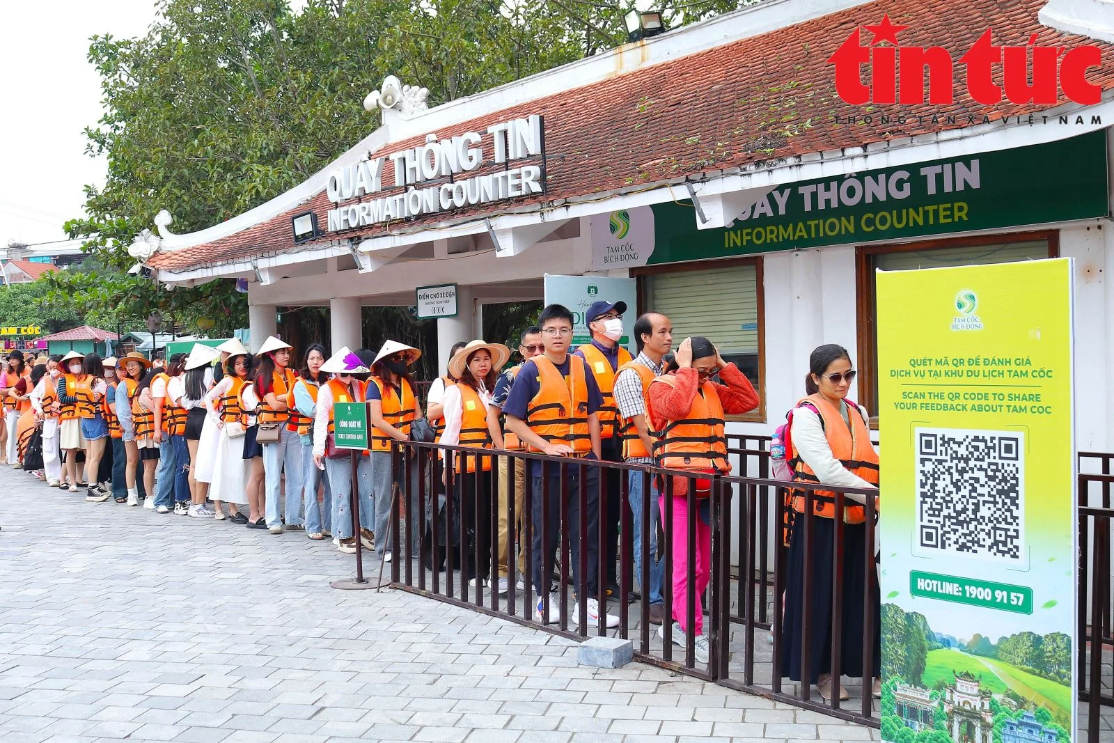 Ngắm nhìn 'Vịnh Hạ Long trên cạn' vừa lọt top điểm đến yêu thích nhất thế giới