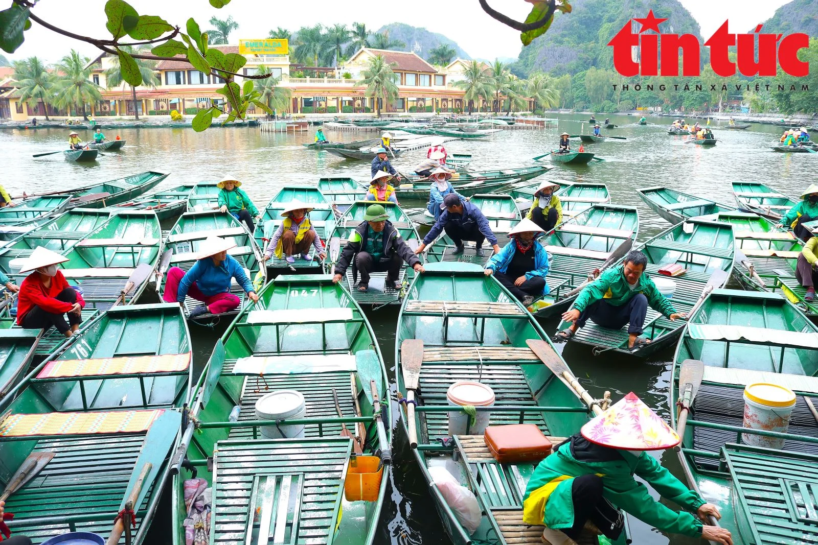 Ngắm nhìn 'Vịnh Hạ Long trên cạn' vừa lọt top điểm đến yêu thích nhất thế giới