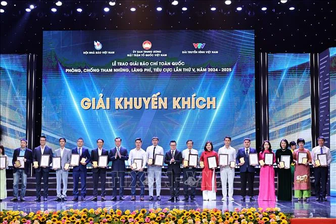 44 tác phẩm được trao Giải báo chí toàn quốc phòng, chống tham nhũng, lãng phí, tiêu cực lần thứ V