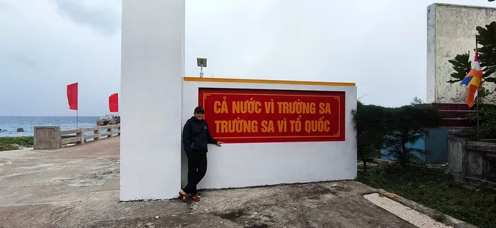 "Gieo chữ" ở Trường Sa