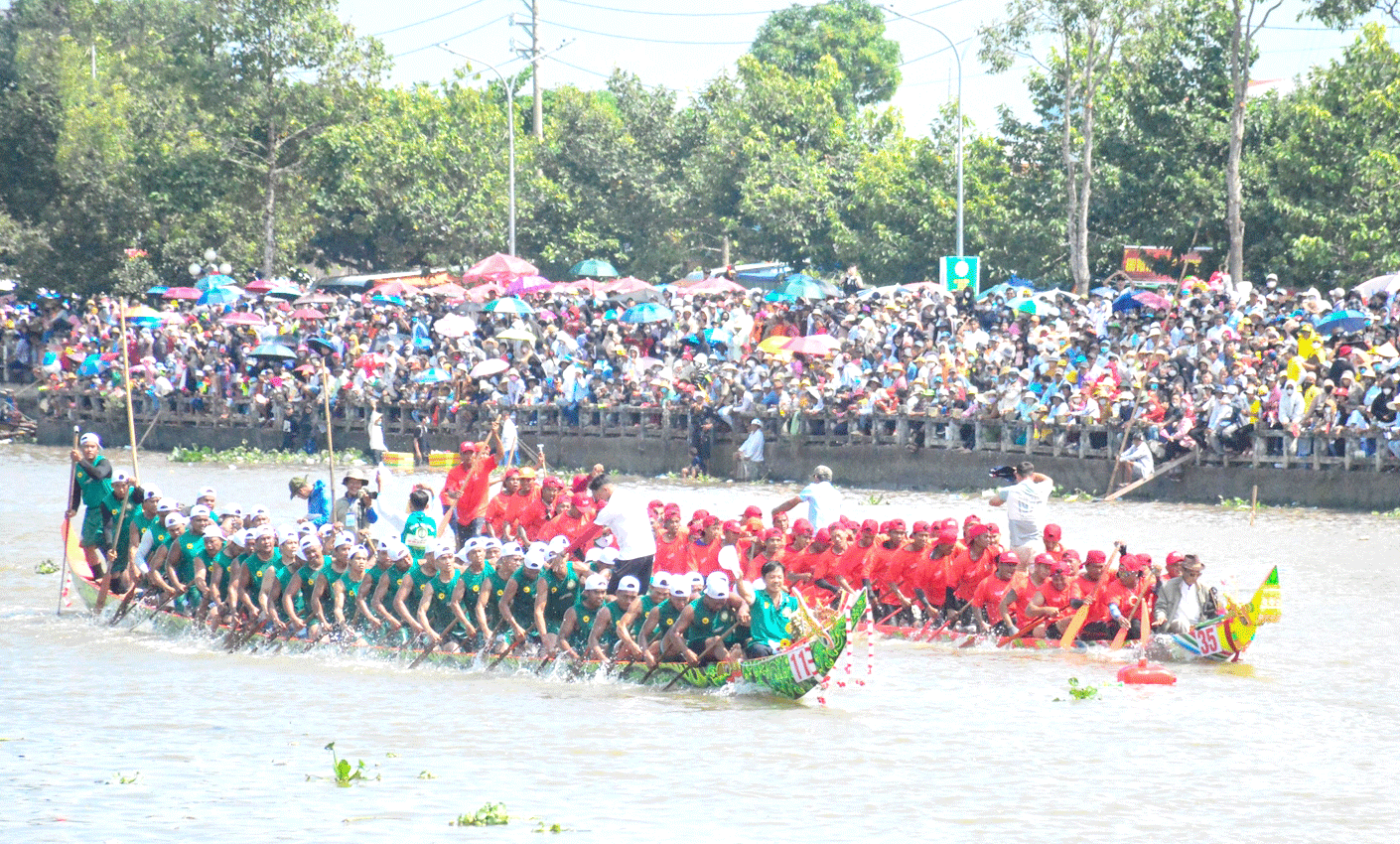 ដំណើររីកចម្រើននៃពិធីប្រណាំងទូក-ង