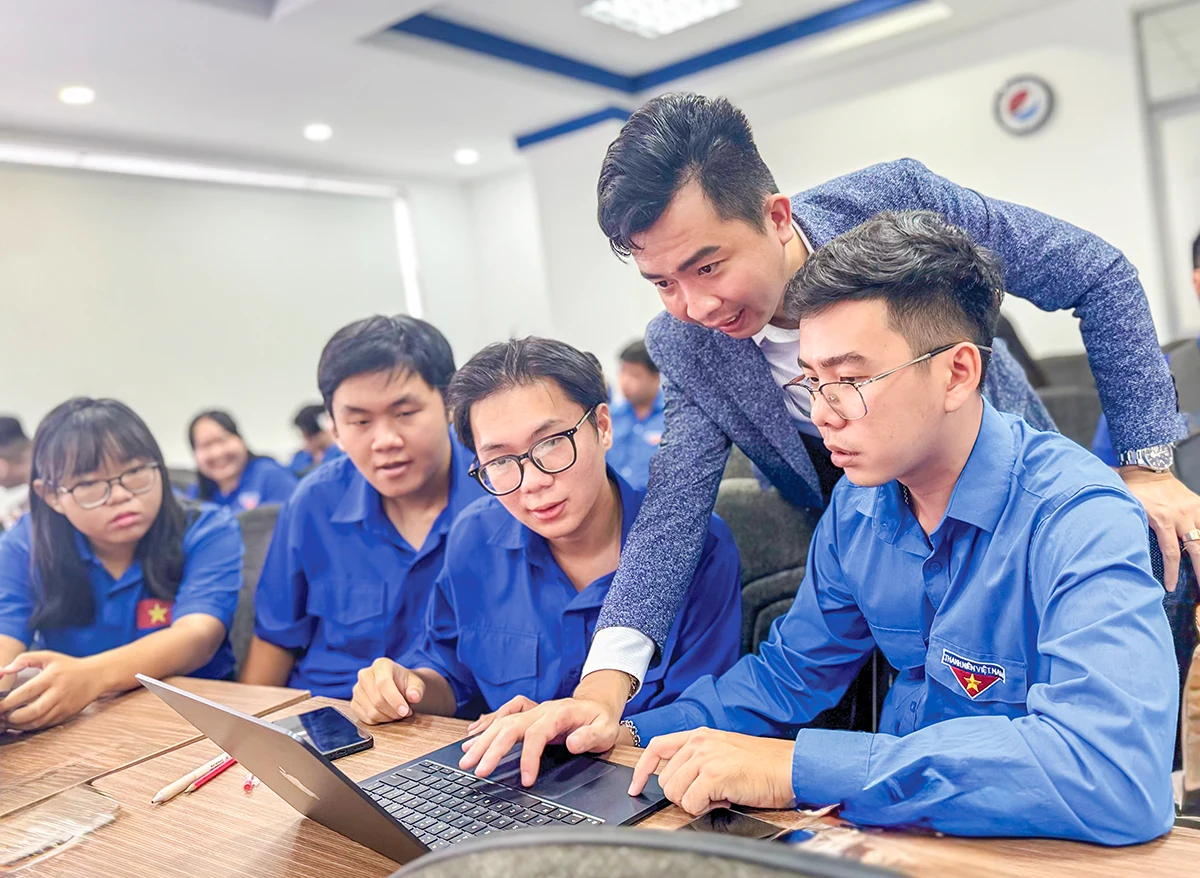 Cùng bạn trẻ khởi nghiệp