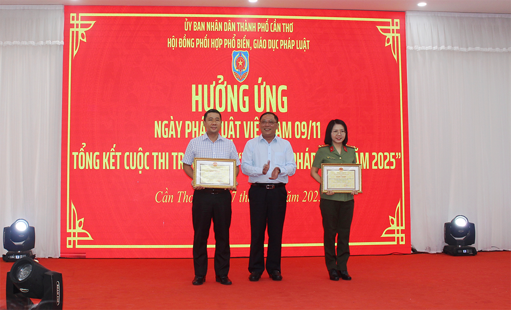 Quan tâm, tạo điều kiện đẩy mạnh các hoạt động phổ biến, giáo dục pháp luật