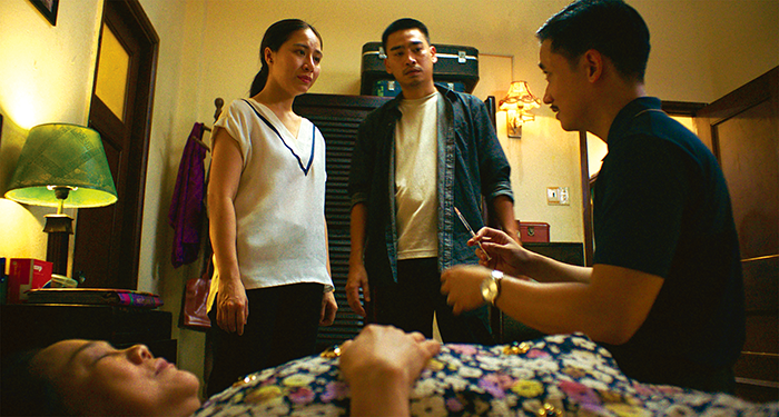 “Phá đám sinh nhật mẹ” - Bài học về yêu thương và tha thứ