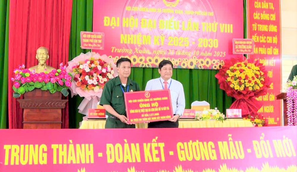 Cựu chiến binh TP Cần Thơ hỗ trợ đồng bào bị ảnh hưởng thiên tai 405 triệu đồng