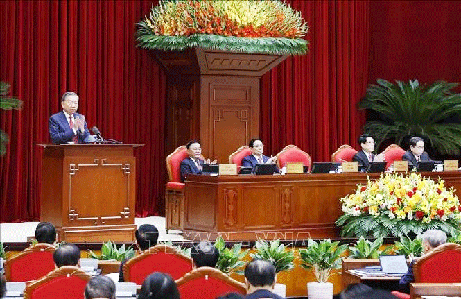 បើកសម័យប្រជុំលើកទី ១៤ គណៈប្រតិបត្តិការមជ្ឈិមបក្ស នីតិកាលទី ១៣