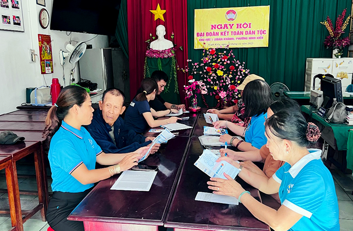 Ra quân trực tuyến tuyên truyền về bảo hiểm xã hội, bảo hiểm y tế