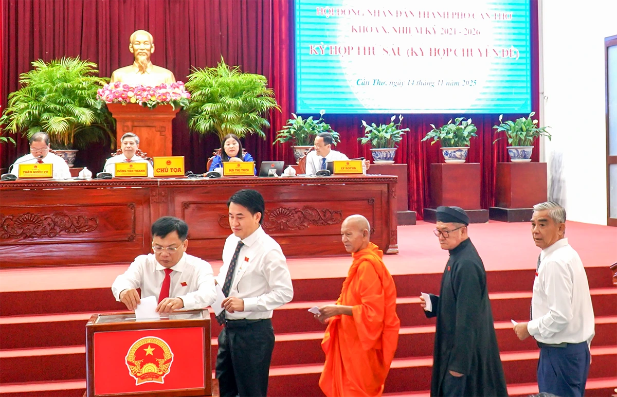 Tập trung các nguồn lực đẩy nhanh tiến độ hoàn thành và đưa vào sử dụng dự án Bệnh viện Ung bướu TP Cần Thơ