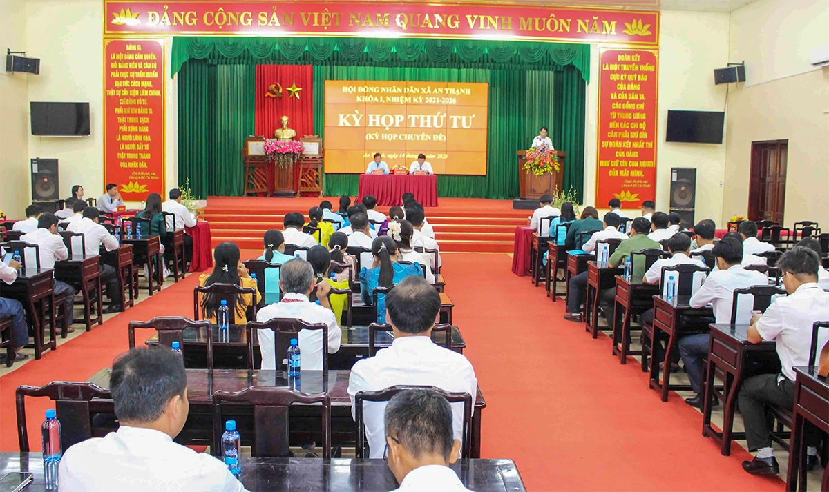 Kỳ họp thứ 4 HĐND xã An Thạnh, nhiệm kỳ 2021-2026 thông qua 6 vấn đề quan trọng