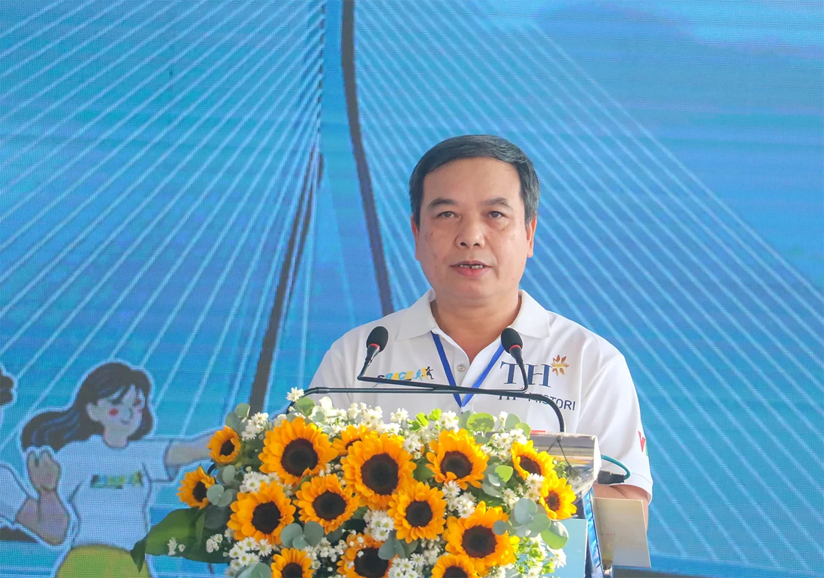 Hơn 10.000 học sinh, giáo viên, phụ huynh tham dự Giải chạy S-Race Cần Thơ 2025