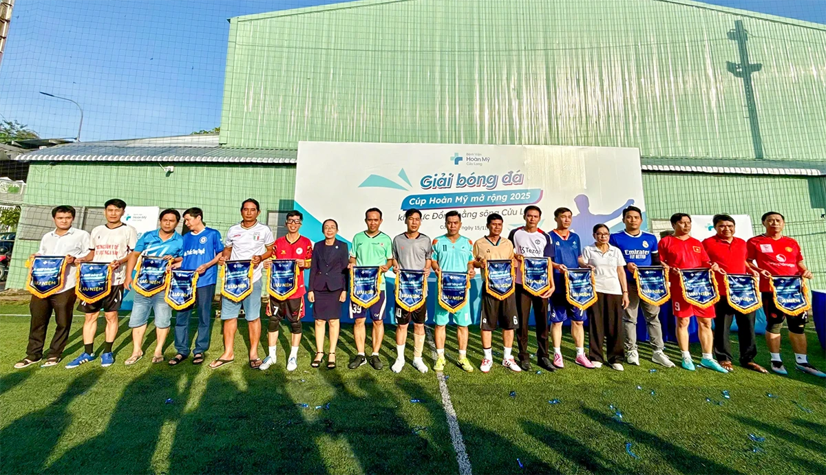 Sôi nổi Giải Bóng đá giao hữu “Cúp Hoàn Mỹ mở rộng - Khu vực ĐBSCL2025”