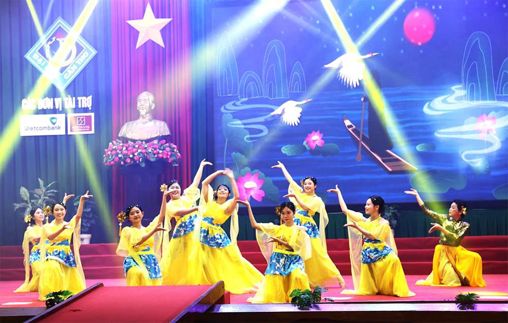 Bế mạc Hội thi tiếng hát, tài năng nghệ thuật Đại học Cần Thơ năm 2025