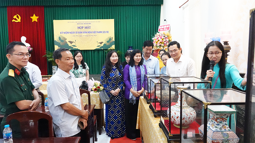 Trưng bày chuyên đề “Kết nối di sản” kỷ niệm 20 năm Ngày Di sản văn hóa Việt Nam