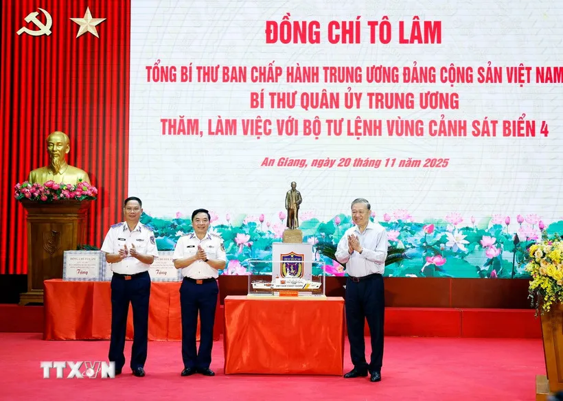 Tổng Bí thư Tô Lâm: Tập trung xây dựng Cảnh sát biển theo hướng tinh, gọn, mạnh