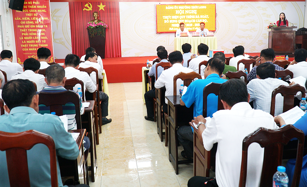 Thới Long chú trọng công tác xây dựng Đảng