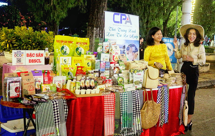 Ra mắt Phố đi bộ Ninh Kiều sau thời gian dài tạm dừng