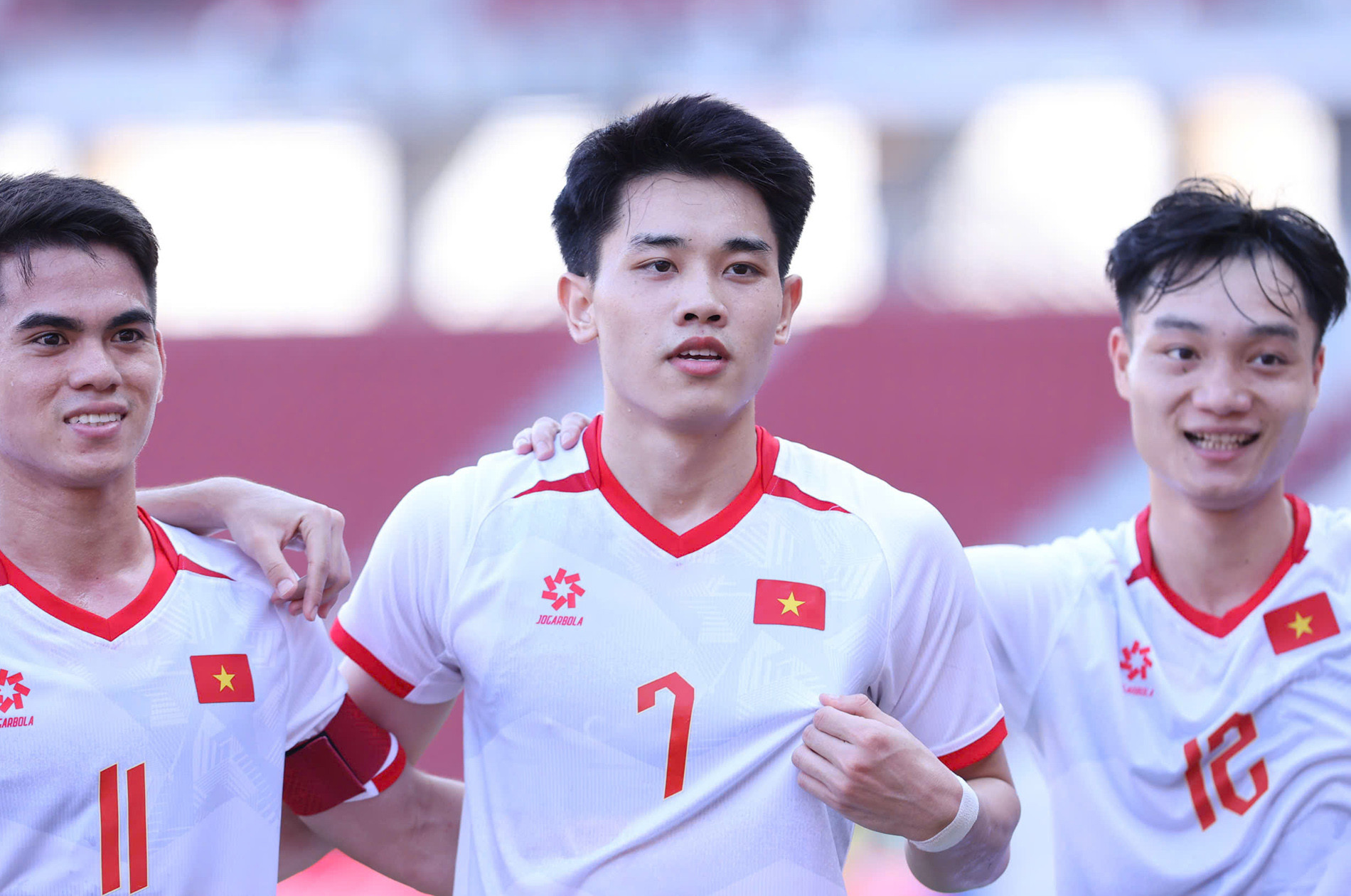 Đình Bắc lập cú đúp, U22 Việt Nam thắng U22 Lào 2-1