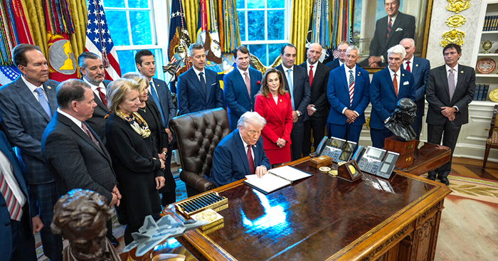 Mỹ nới lỏng chuẩn tiết kiệm nhiên liệu