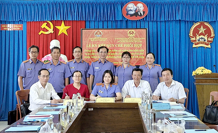 Ký kết quy chế phối hợp trong tố tụng công ích