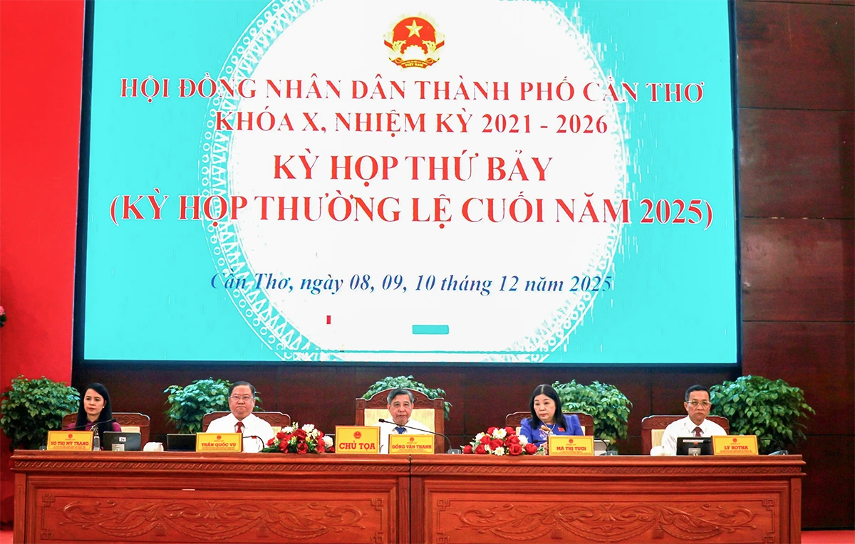 Khai mạc kỳ họp cuối năm 2025 của HĐND TP Cần Thơ