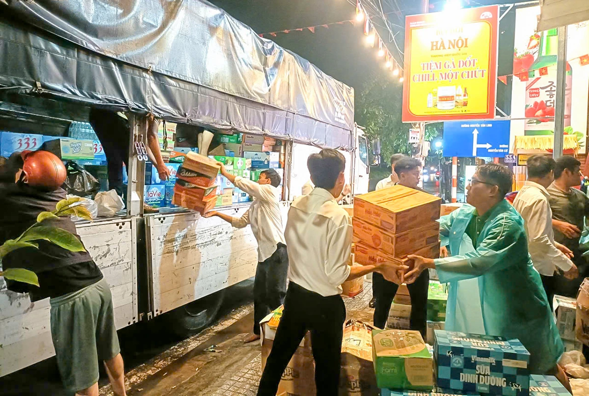 Triệu trái tim Cần Thơ hướng về đồng bào vùng lũ