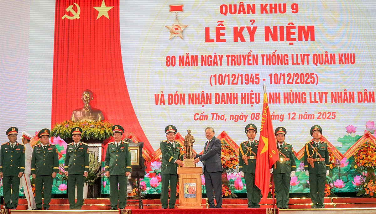 Xây dựng lực lượng vũ trang Quân khu 9 cách mạng, chính quy, tinh nhuệ, hiện đại