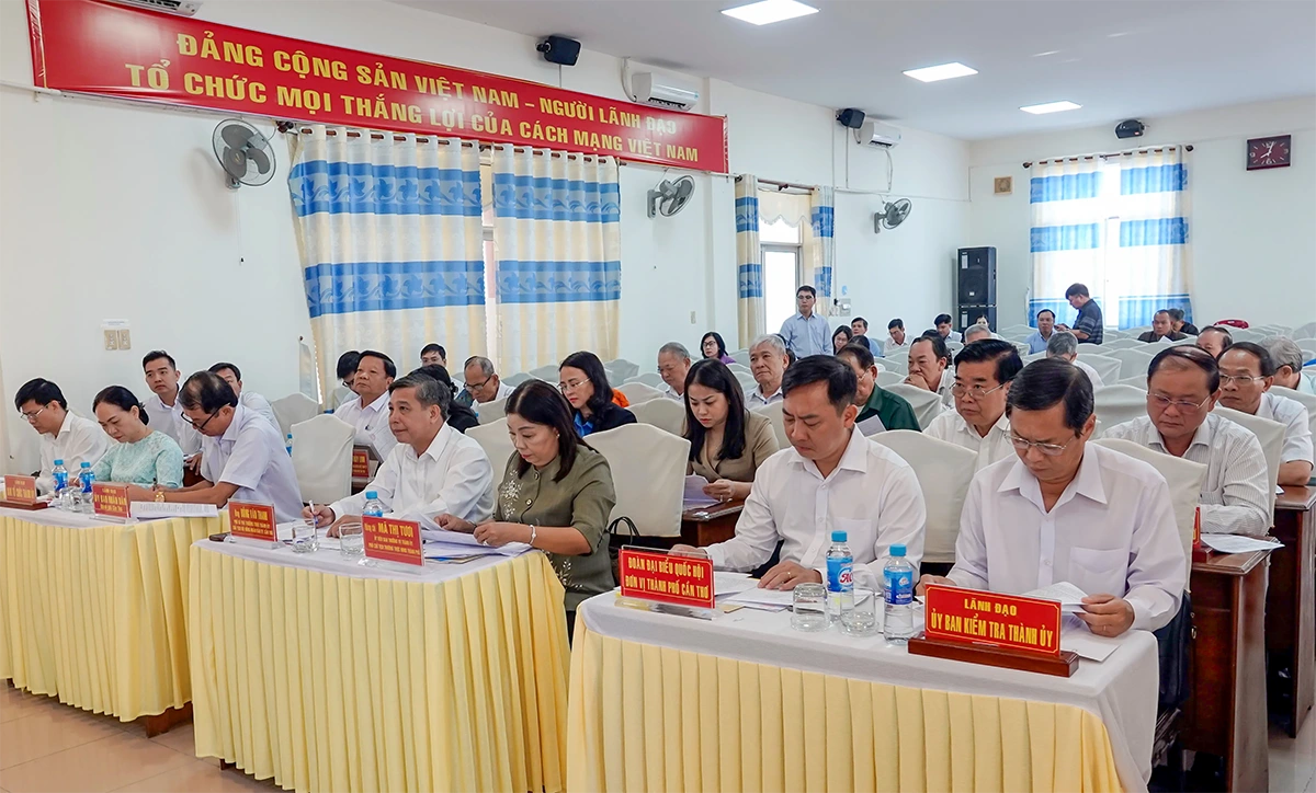 Hiệp thương giới thiệu người ứng cử đại biểu Quốc hội khóa XVI, đại biểu HĐND TP Cần Thơ